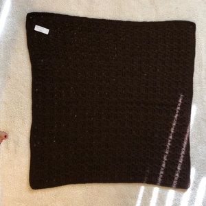Crocheted throw